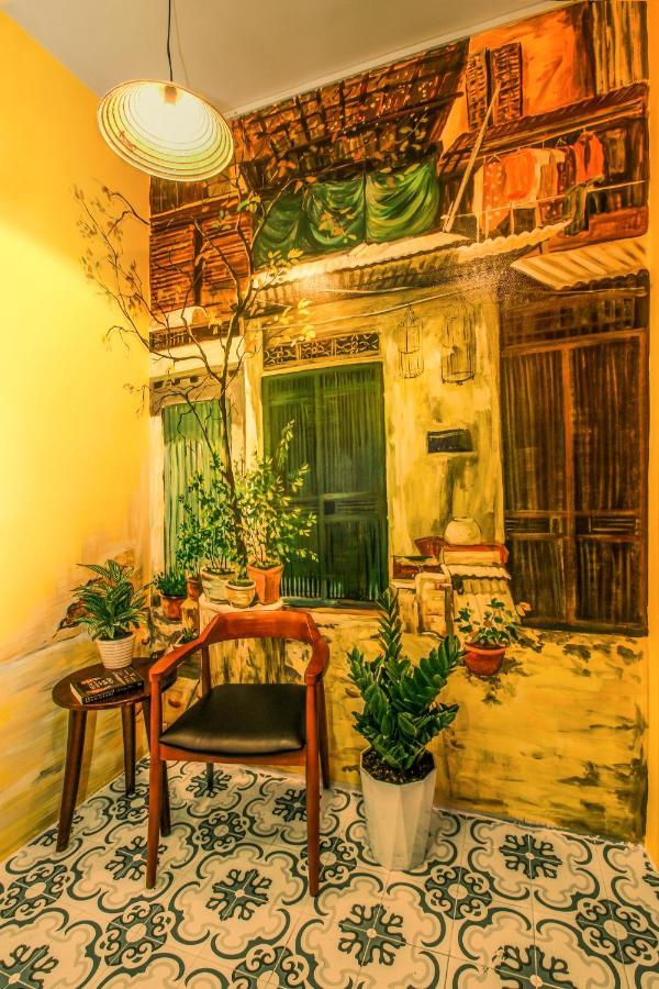 Grandma Lu's Saigon Bui Vien * Ho Chi Minh City